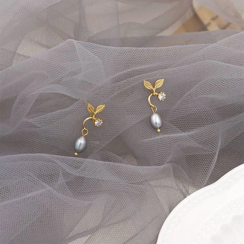 Dainty Rice Pearl Earrings