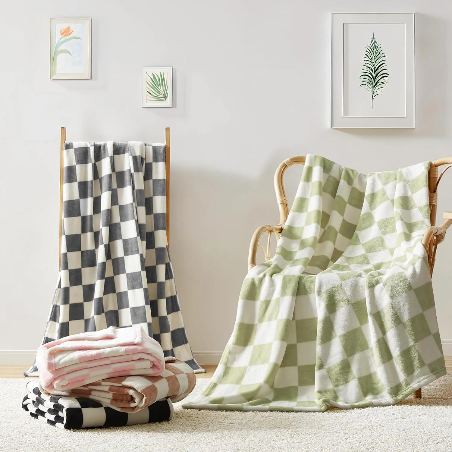 Homelike Moment Checkered Twin Size Blanket, Soft Fluffy Fleece, Fuzzy Cozy Plush, Comfy Warm Lightweight Bed Blanket (Black, 60x80IN)