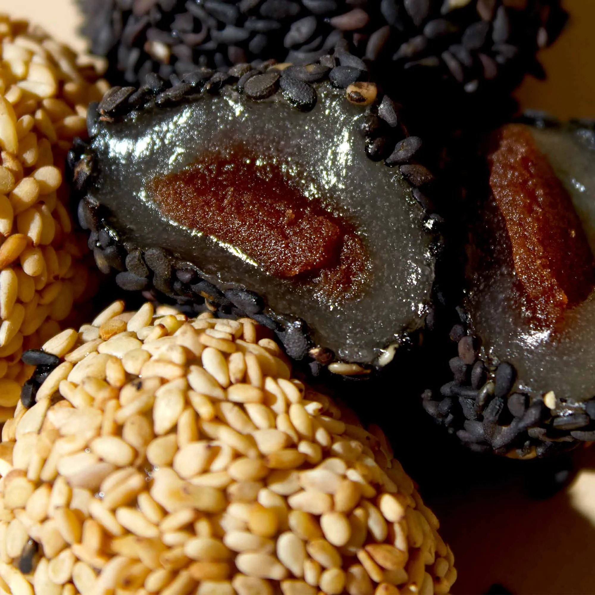 One Bite Sesame Mochi (1 Pack)