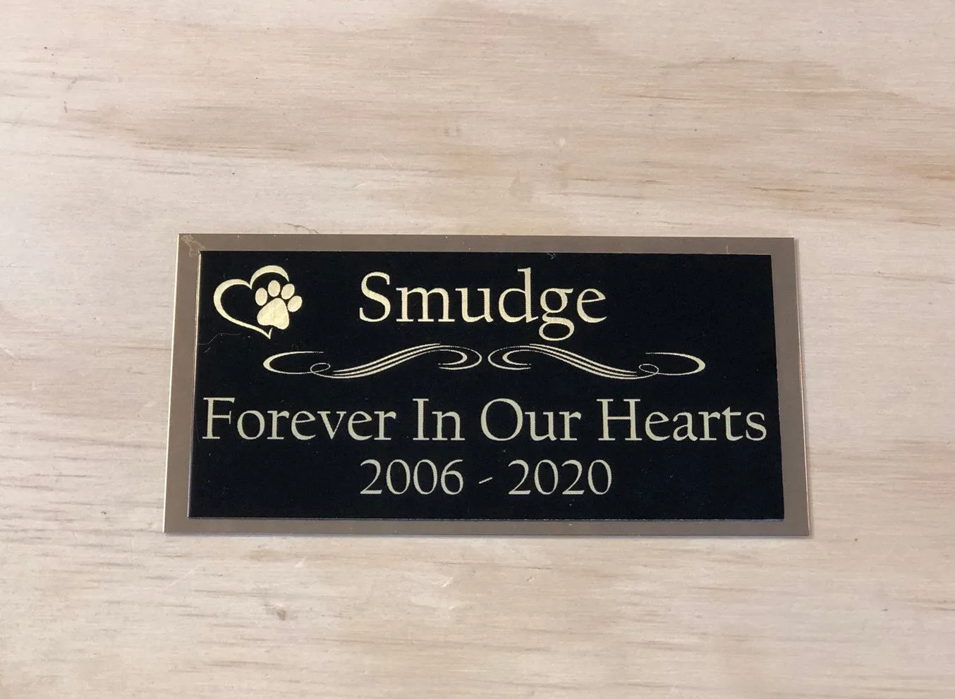 Pet Memorial Urn Plaque Custom Engraved Name Plate Dog Urn Cremation Cat Urn Pet Urn Engraved Plate Name Plaque Name Plate Memorial Plaque